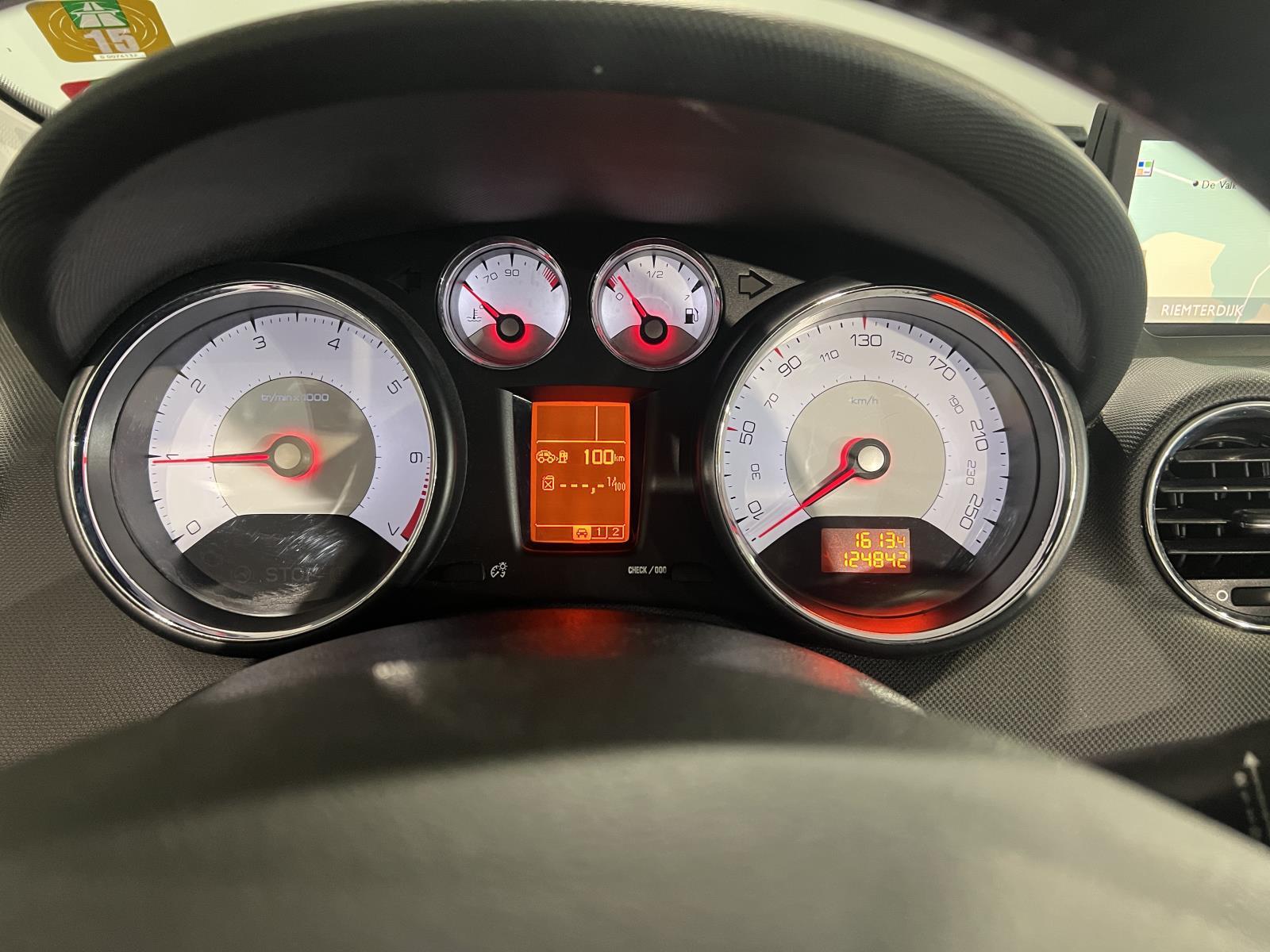 Peugeot | 308 CC | 1.6 THP Premiere | 2010 | 124,842 km | 25KRR1 | Logical