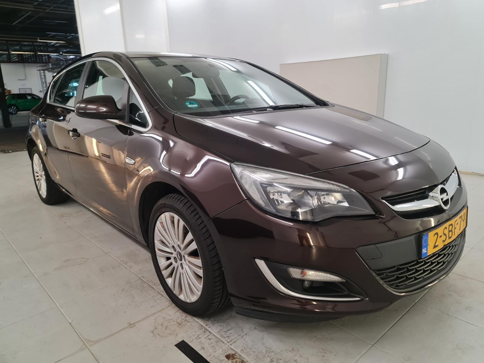 Opel Astra 1.4 Cosmo | 2013 | 147.245 km | 2SBF79 | NAP: Logisch