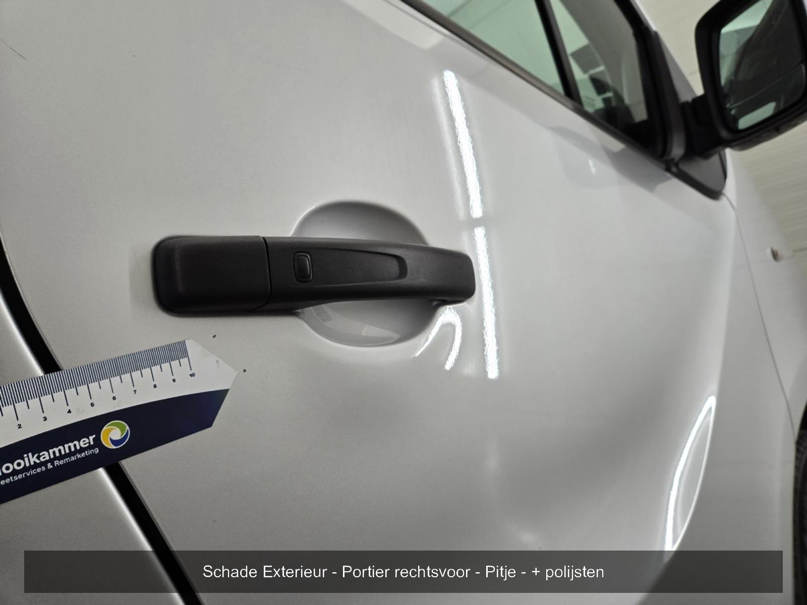 Renault Trafic 1.6 dCi T29 L2H1 DC Generic | 2016 | 141,233 km | V16DFD | NAP: No rating