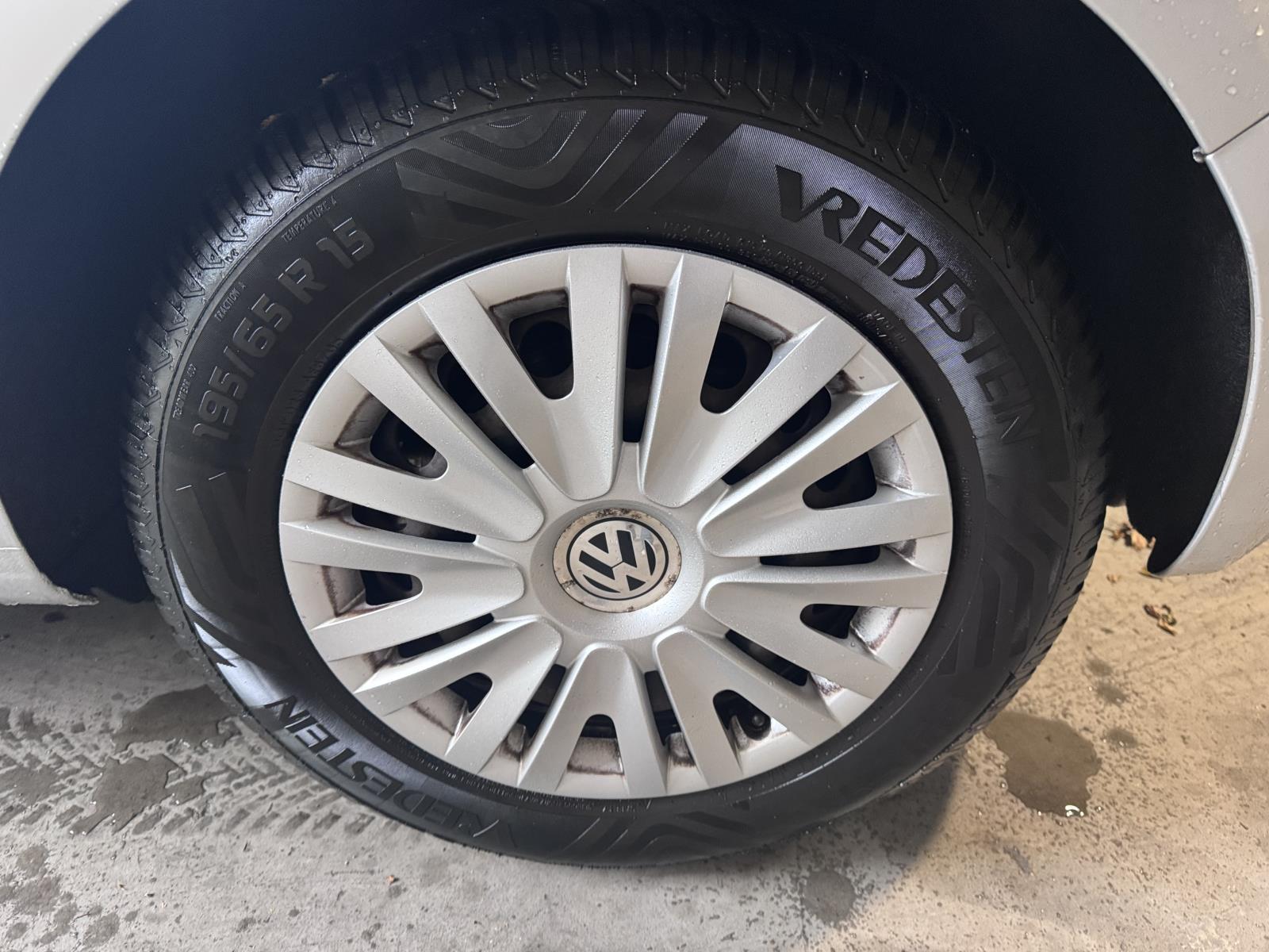 Volkswagen | Golf Plus | 1.6 TDI Trendline BlueMotion EX-LES | 2011 | 345,955 km | 82SGH9 | Logical