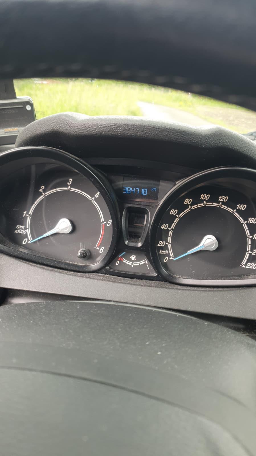 Ford | Fiesta | 1.6 TDCi Champion | 2013 | 384.718 km | 7KGL24 | Logisch