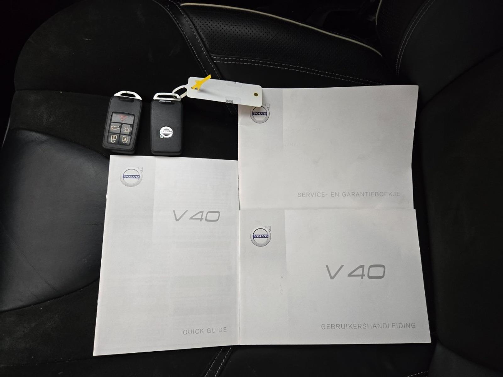 Volvo V40 2.0 D2 R-Design Business | 2015 | 445.268 km | GT723H | NAP: Logisch