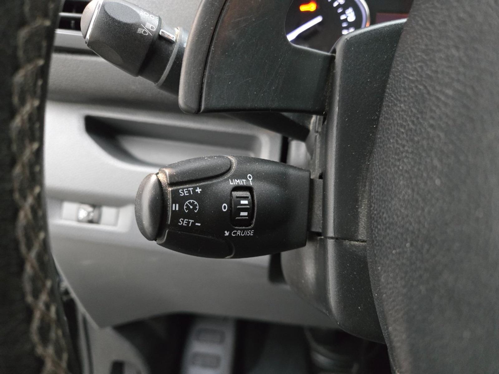Toyota PROACE Worker 2.0 D-4D Professional Long DC | 2018 | 275.203 km | Automaat | V165PR | NAP: Logisch