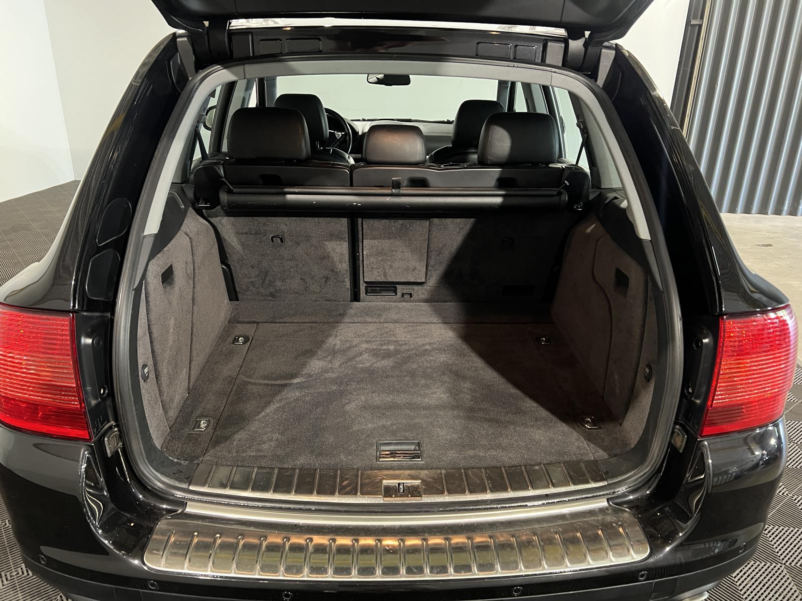 Porsche | Cayenne | 3.2 | 2004 | 206.850 km | 75PSVN | Logisch