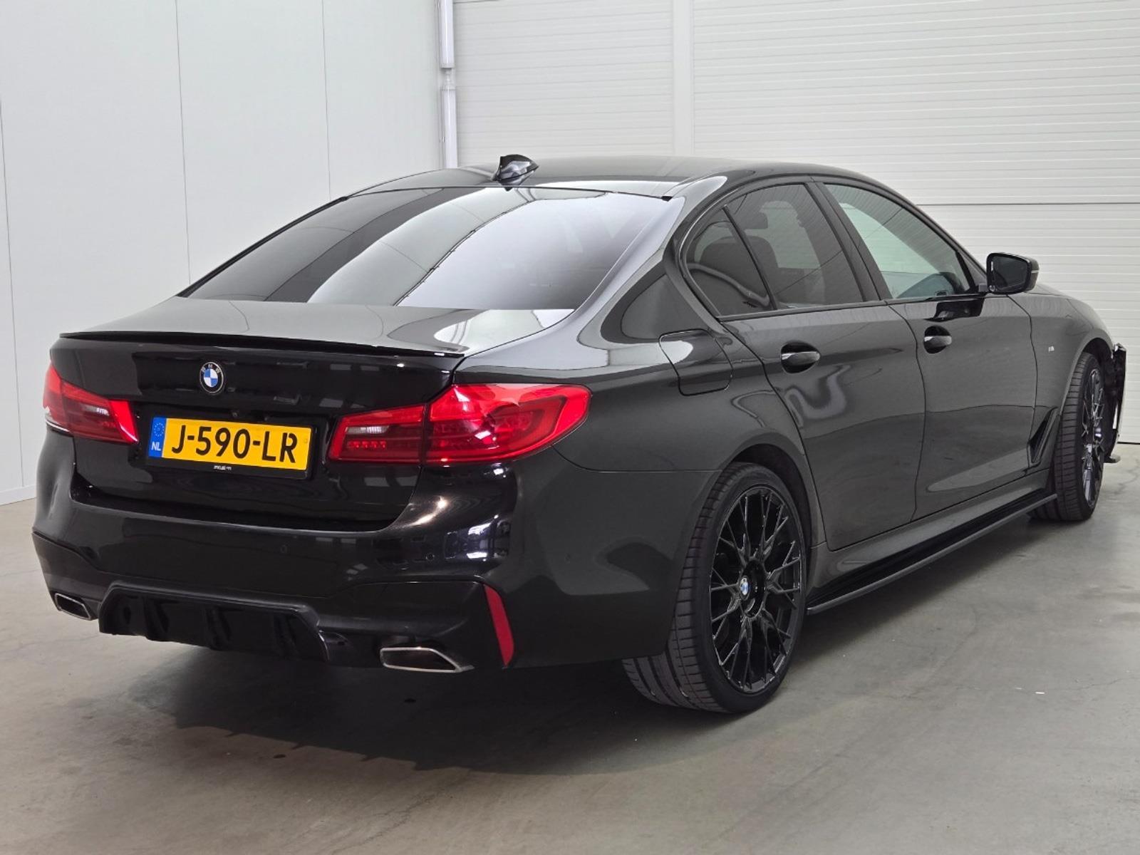 BMW 5-serie 540i High Executive | 2020 | 124.350 km | Automaat | J590LR | NAP: Geen oordeel
