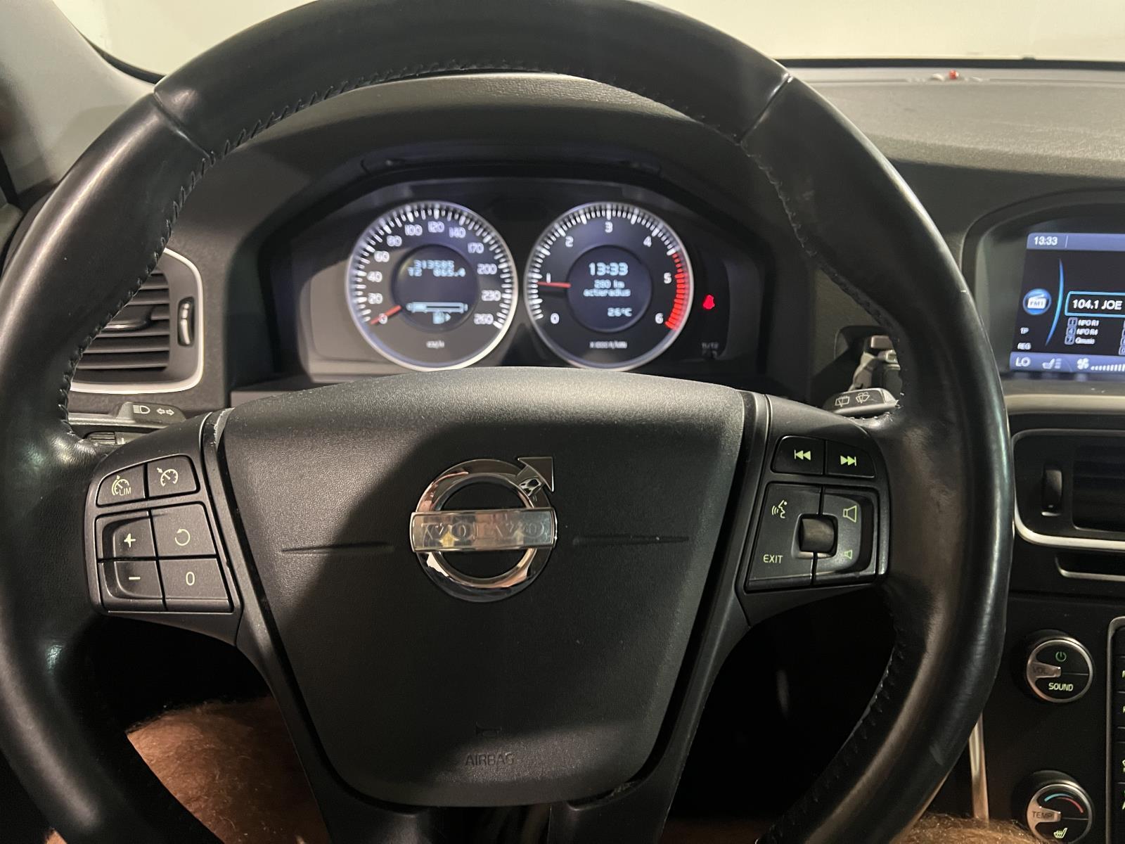Volvo | V60 | 1.6 DRIVe Momentum | 2012 | 313,585 km | JL474F | No rating