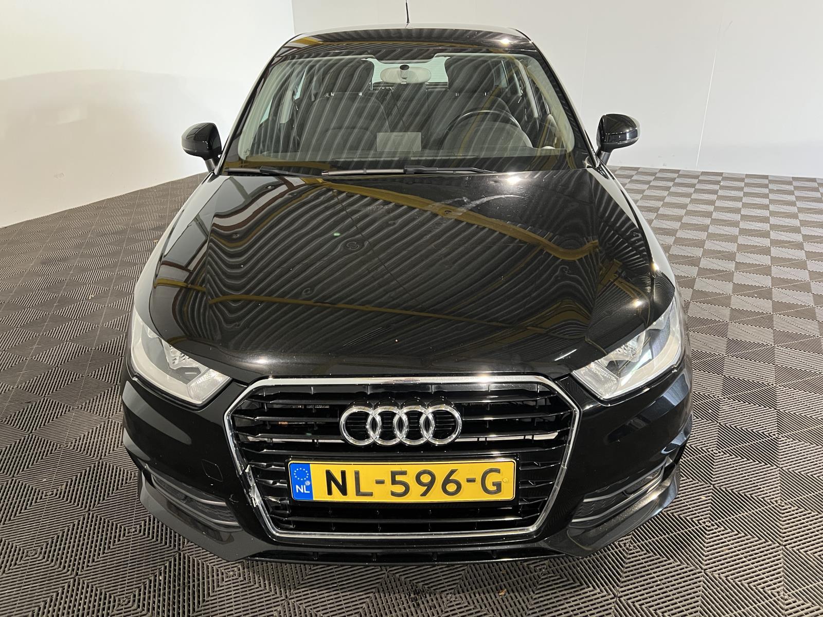 Audi | A1 Sportback | 1.4 TDI Adrenalin | 2017 | 311.682 km | NL596G | Logisch
