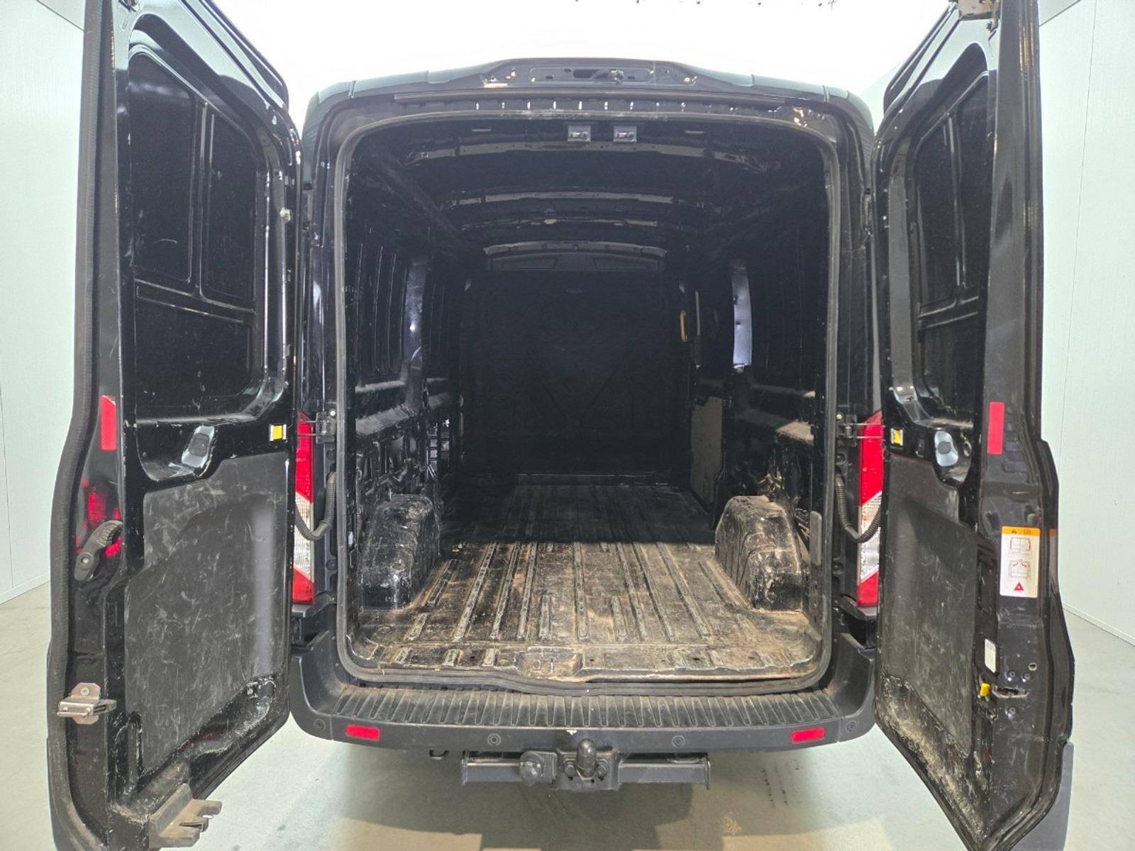 Ford Transit 350 2.0 TDCI L3H2 Trend | 2023 | 102.644 km | VZR37D | NAP: Geen oordeel