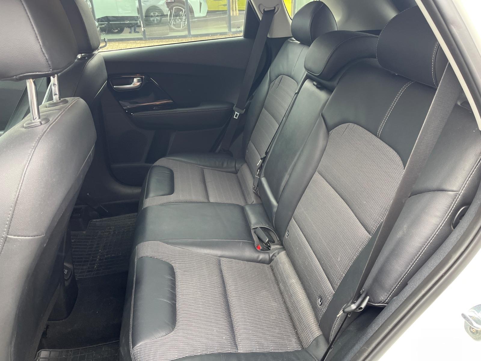Kia Niro 1.6 GDi Hybrid DynamicLine | 2017 | 113.853 km | Automaat | P715DB | NAP: Geen oordeel