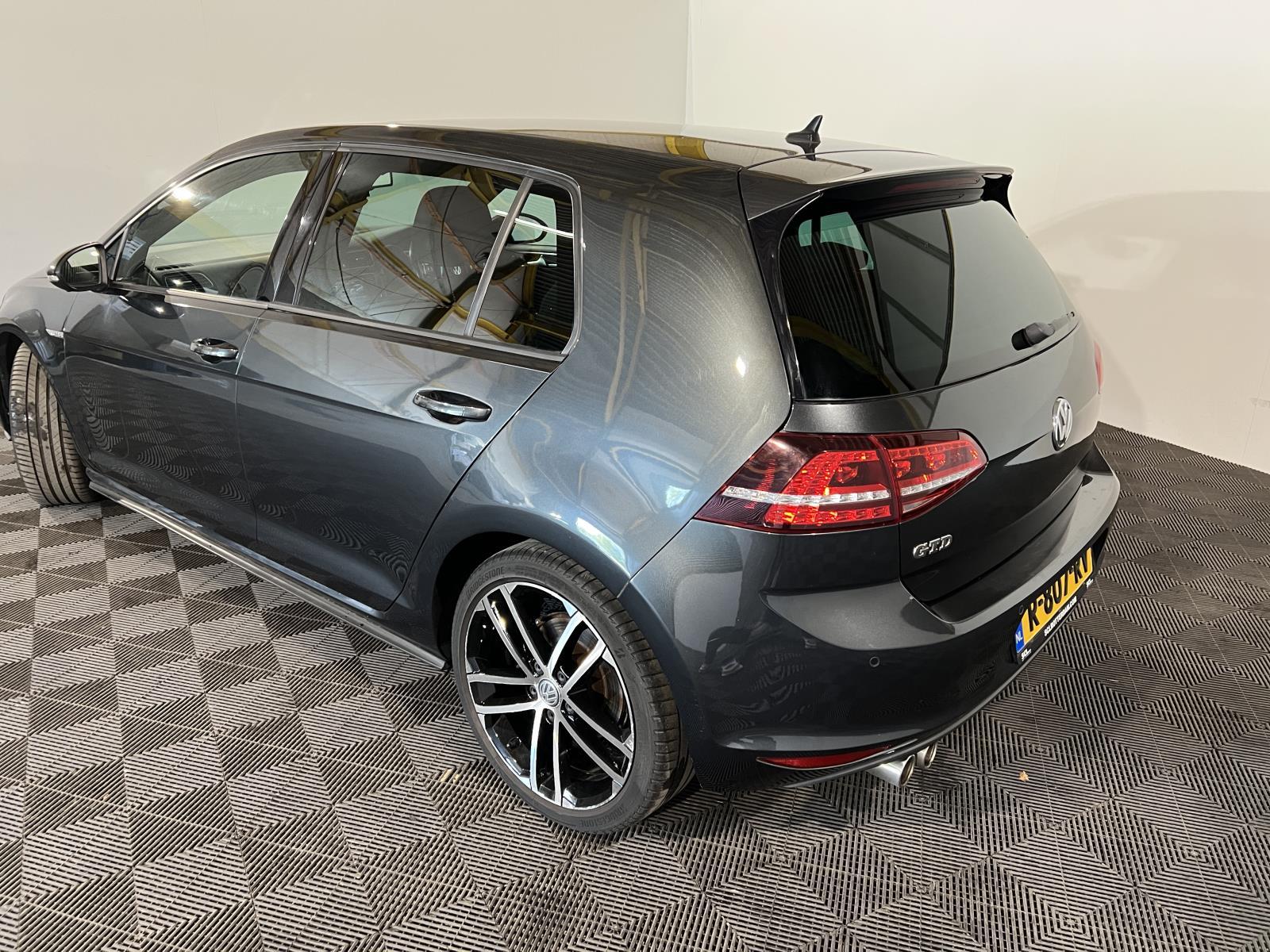 Volkswagen | Golf | 2.0 TDI GTD | 2015 | 303.239 km | R807RV | Geen oordeel
