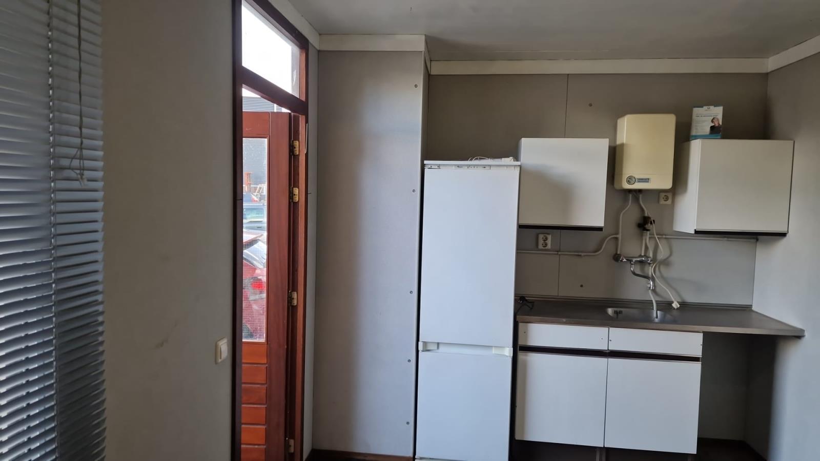 Kantoor Unit met wc 