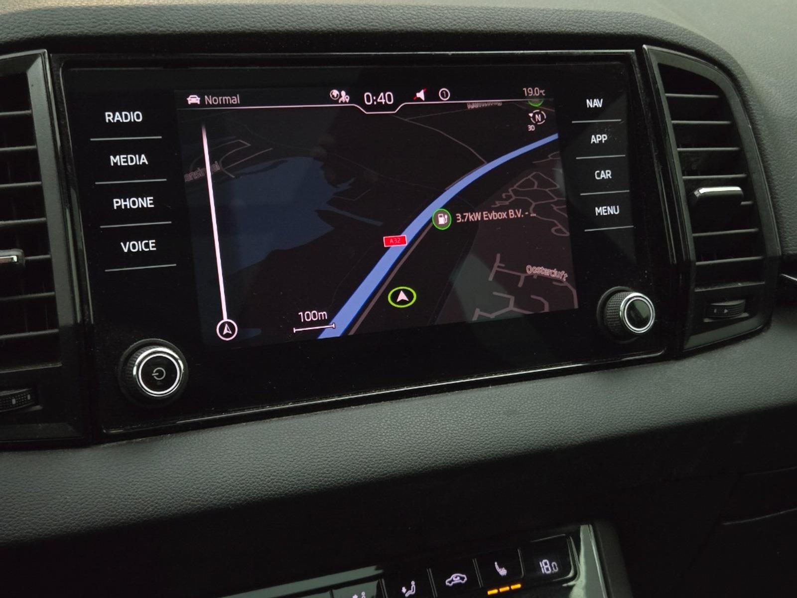 Skoda Karoq 1.5 TSI ACT Sportline Business | 2020 | 239.810 km | Automaat | K837DK | NAP: Logisch