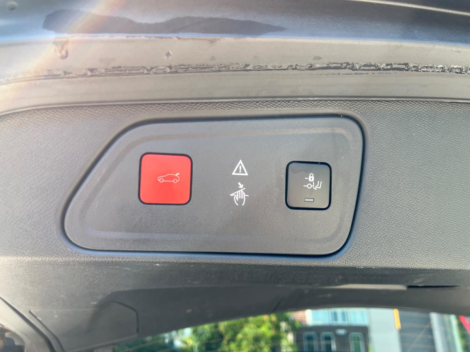 Peugeot 3008 1.6 PureTech GT Line | 2019 | 98.344 km | Automaat | XV854B | NAP: Logisch