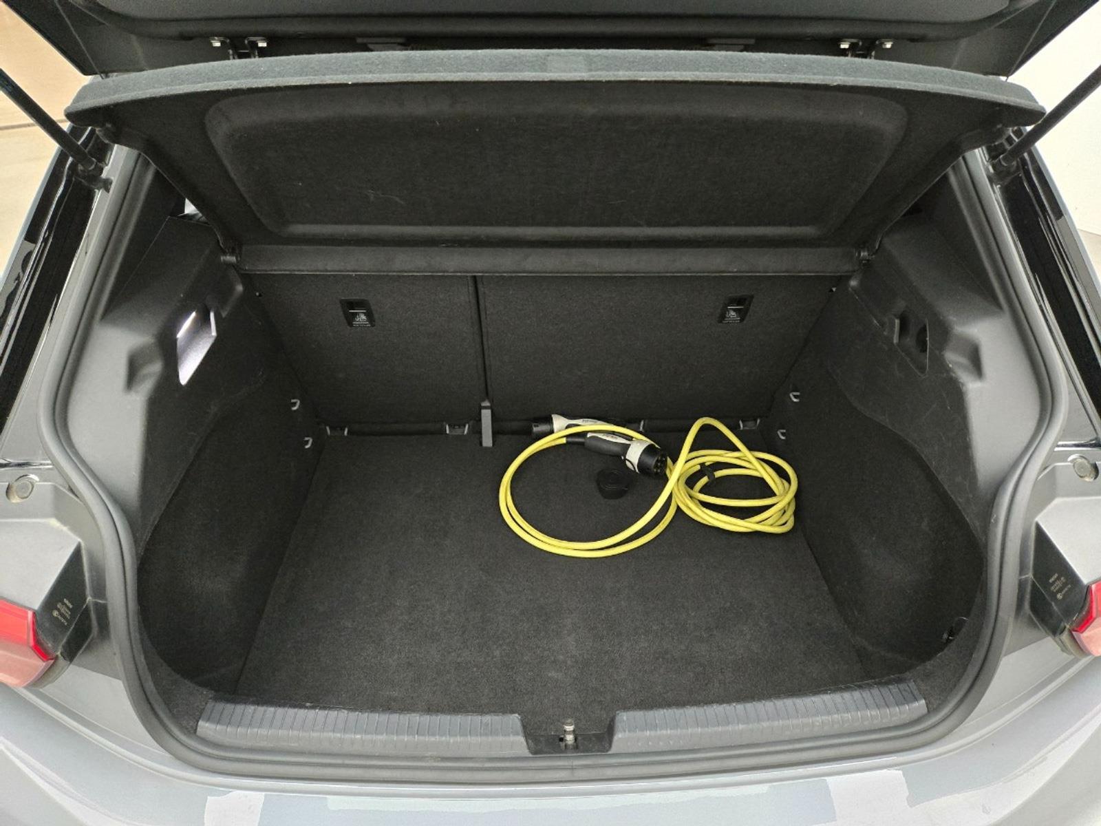 Volkswagen ID.3 Style 45 kWh | 2021 | 196.449 km | Automaat | S881GG | NAP: Geen oordeel