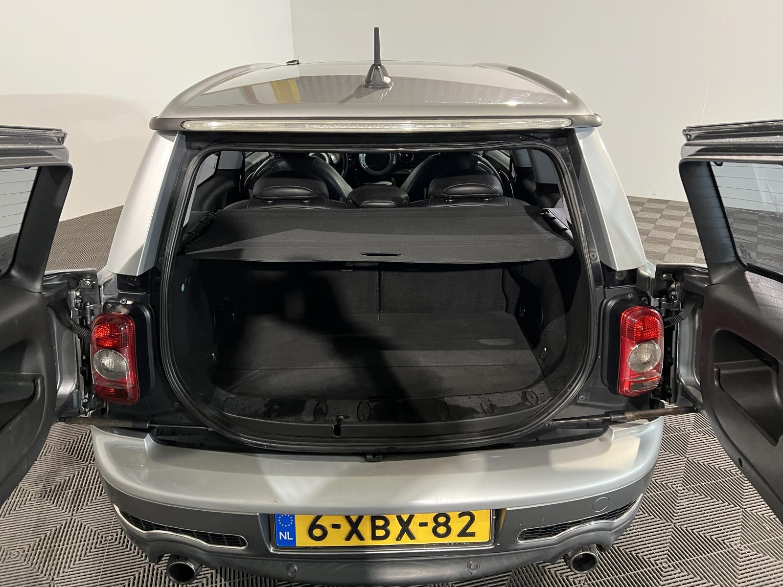 Mini | Mini Clubman | 1.6 Cooper S | 2008 | 182.267 km | 6XBX82 | Geen oordeel