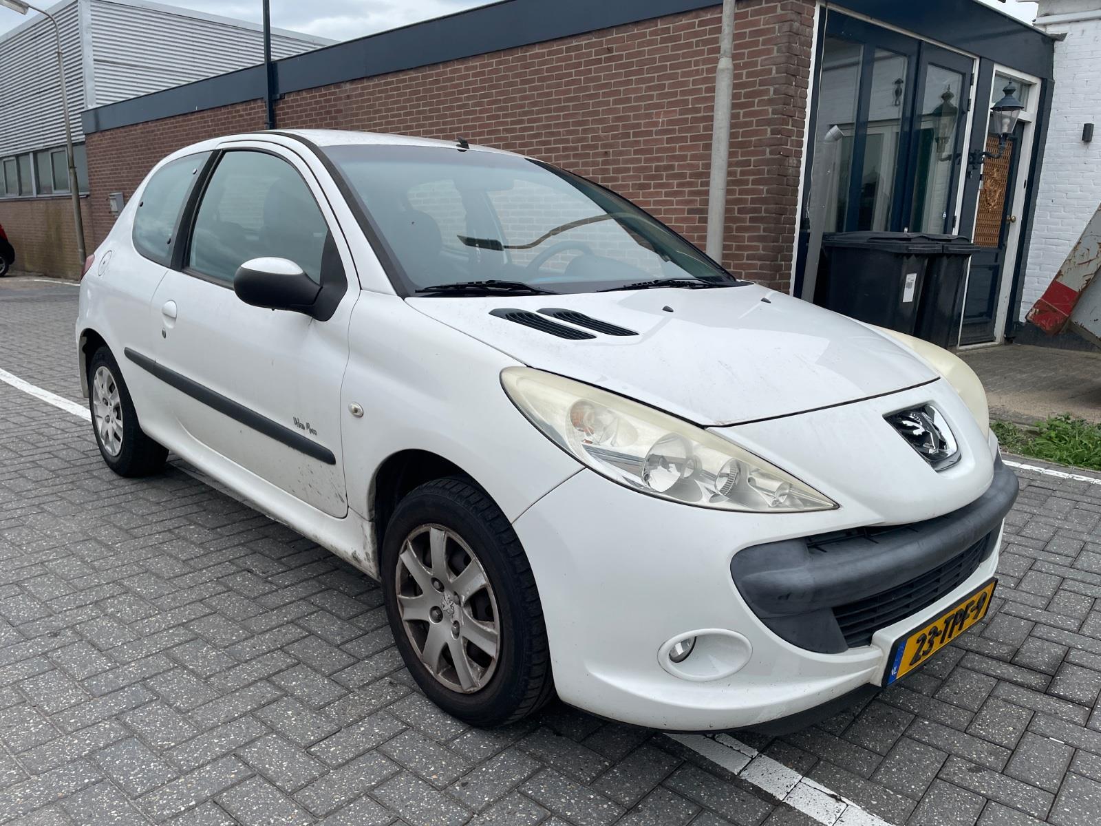 Peugeot 206 + 1.1 Accent | 2011 | 65.442 km | 23TPF9 | NAP: Onlogisch