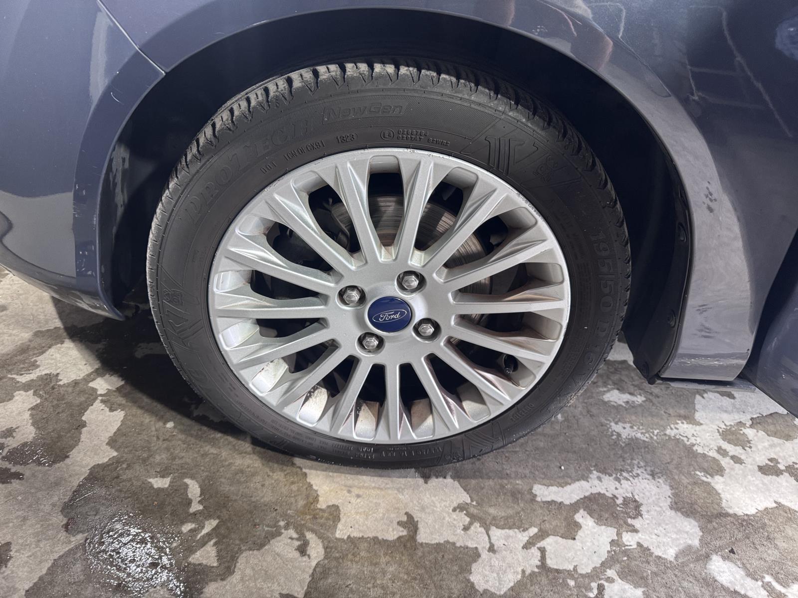 Ford | B-Max | 1.0 EcoBoost Titanium | 2014 | 148,205 km | 3SXX64 | Logical