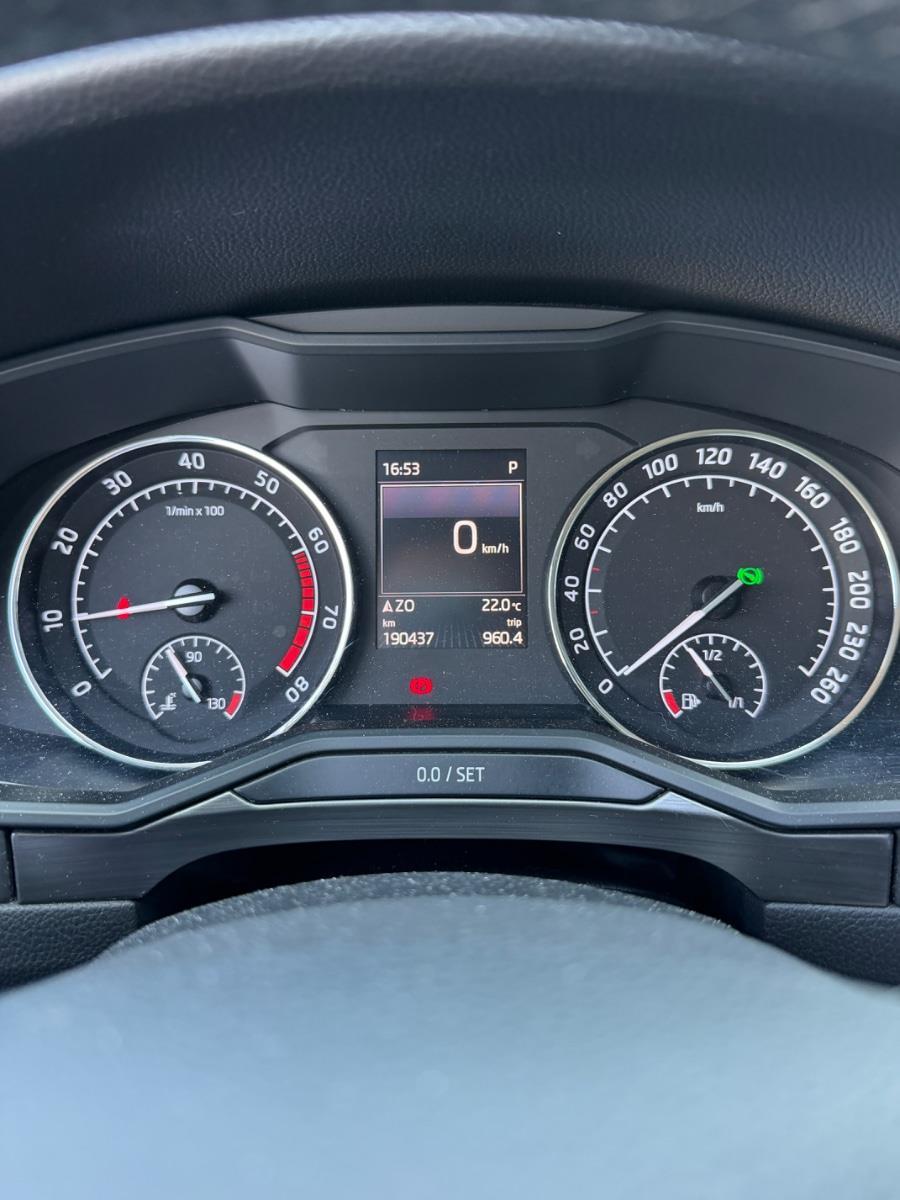 Skoda Superb Combi 1.4 TSI ACT Style Business Station Wagon | 2017 | 190,550 km | Automatic | N010LV | NAP: No rating