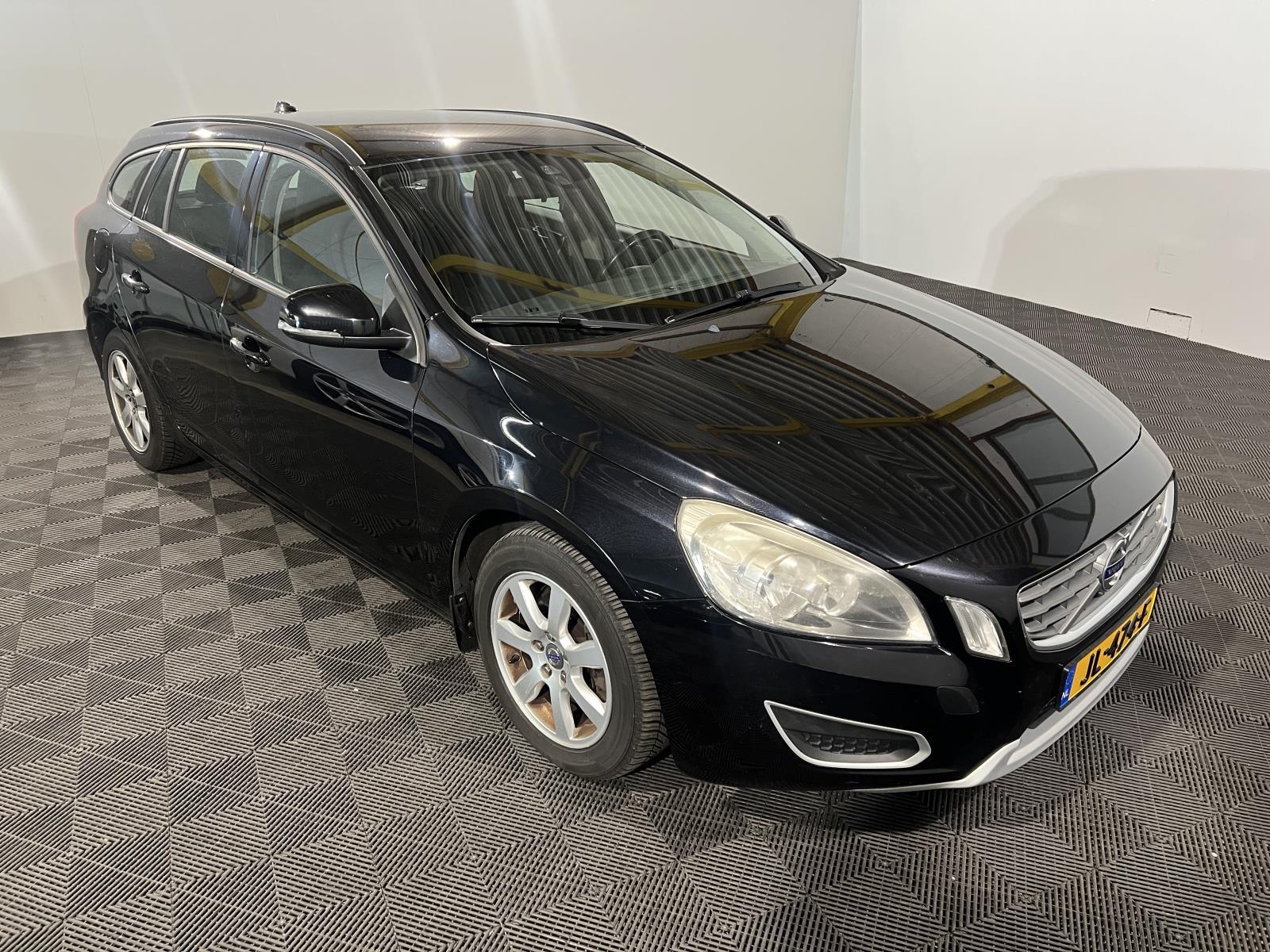 Volvo | V60 | 1.6 DRIVe Momentum | 2012 | 313,585 km | JL474F | No rating