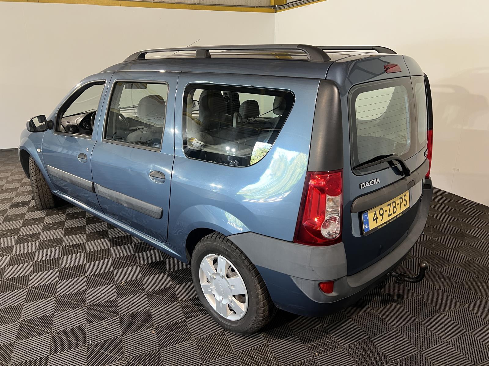 Dacia | Logan MCV | 1.6-16V Lauréate | 2007 | 193.543 km | 49ZBPS | Logisch