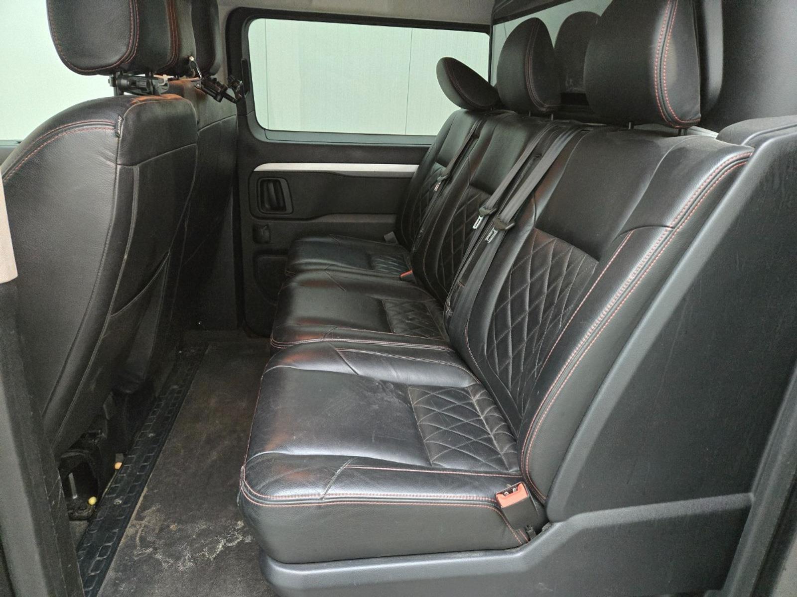 Opel Vivaro 2.0 CDTI L3H1 DC Innovation | 2020 | 250.812 km | Automaat | VFN43R | NAP: Logisch