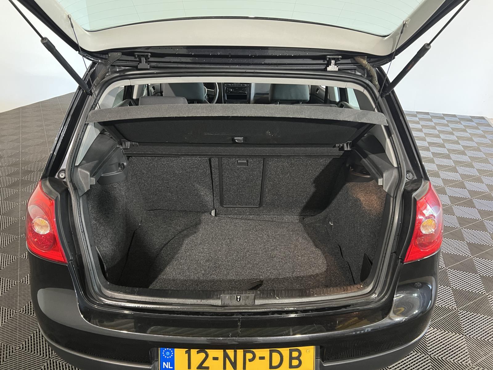 Volkswagen | Golf | 1.6 FSI Comfortline | 2004 | 269,716 km | 12NPDB | Logical