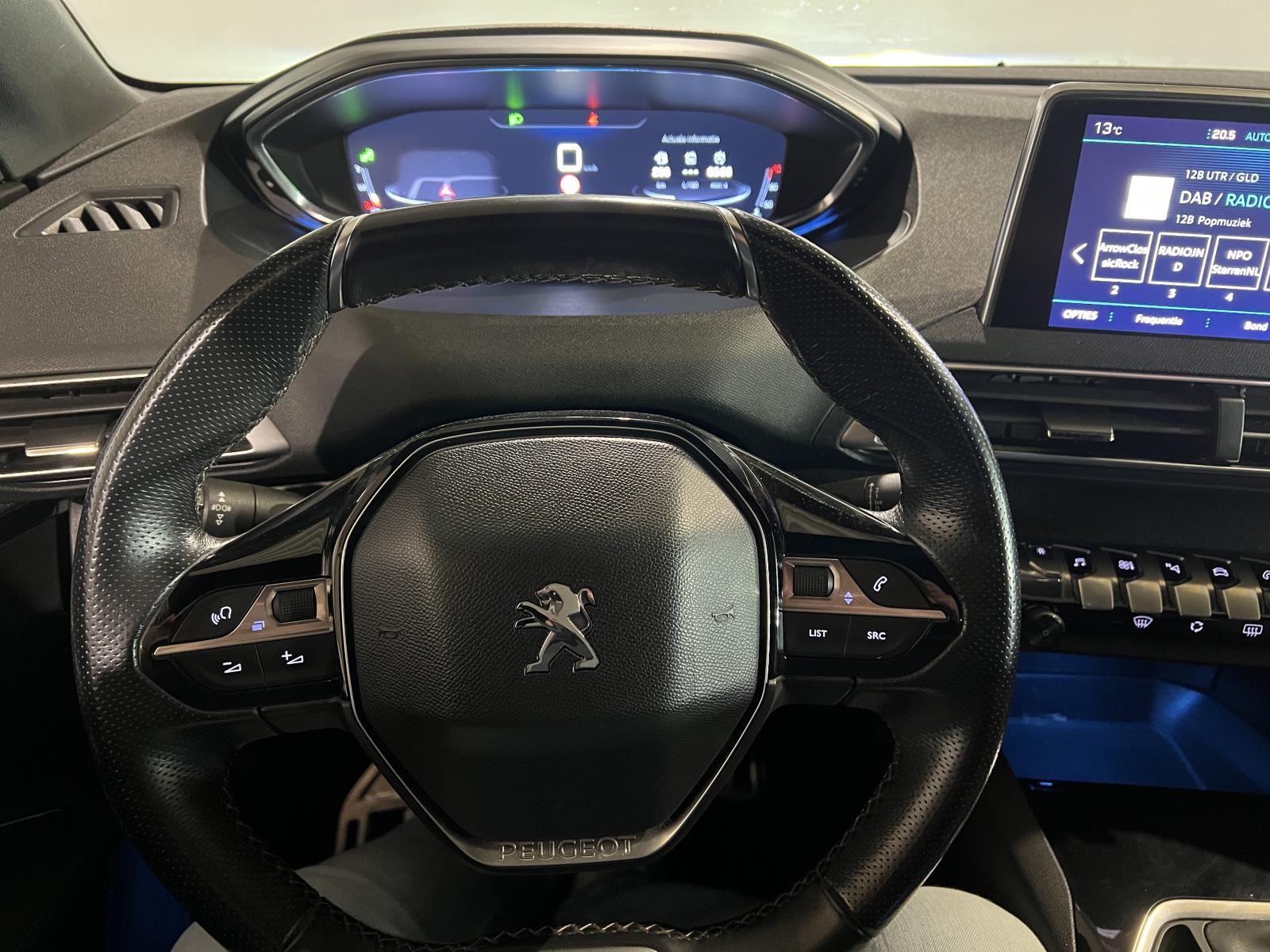 Peugeot | 3008 | 1.2 PureTech GT Line | 2017 | 164.306 km | NH685B | Logisch