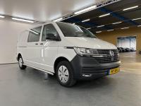 Volkswagen Transporter 2.0 TDI L2H1 28 Highline | 2023 | 254,353 km | Automatic | VVT58L | NAP: Makes sense