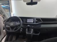 Volkswagen Transporter 2.0 TDI L2H1 28 Highline | 2023 | 254,353 km | Automatic | VVT58L | NAP: Makes sense