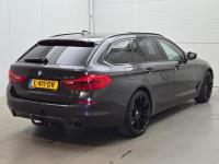 BMW 5-serie Touring 530i xDrive High Executive Stationwagen | 2017 | 190.637 km | Automaat | L411DR | NAP: Geen oordeel