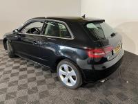 Audi | A3 | 1.4 TFSI Attraction Pro Line | 2013 | 264.325 km | 55ZXN4 | Logisch