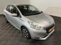 Peugeot | 208 | 1.2 VTi Envy | 2013 | 112.888 km | 9KDZ00 | Logisch