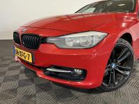 BMW | 3-serie | 320i Executive | 2012 | 195.419 km | 68XFG7 | Logisch
