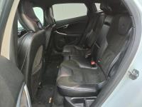 Volvo V40 2.0 D2 R-Design Business | 2015 | 445.268 km | GT723H | NAP: Logisch