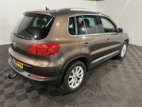 Volkswagen | Tiguan | 1.4 TSI Sport&Style | 2013 | 164,495 km | 3XND44 | No rating