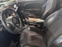 Mini | Mini | 1.6 One Holland Street | 2013 | 145.379 km | 8SVD74 | Logisch