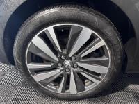 Peugeot | 5008 | 1.2 PureTech Blue Lease Premium | 2018 | 198.803 km | RN799L | Logisch