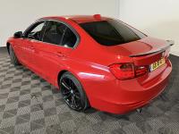 BMW | 3-serie | 320i Executive | 2012 | 195.419 km | 68XFG7 | Logisch