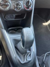 Peugeot 208 1.2 PureTech Blue Lion | 2017 | 80,157 km | RH680X | NAP: Makes sense