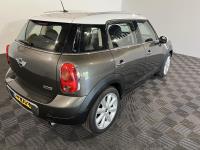 Mini | Countryman | 1.6 Cooper Pepper | 2010 | 205.477 km | 74NJG4 | Logisch