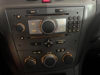 Opel | Zafira | 1.8 Executive | 2006 | 257.680 km | 64TGNB | Logisch
