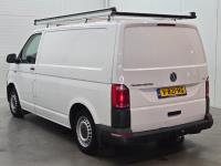 Volkswagen Transporter 2.0 TDI L1H1 Economy | 2017 | 195,324 km | V821HG | NAP: Logical
