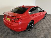 BMW | 3-serie | 320i Executive | 2012 | 195.419 km | 68XFG7 | Logisch