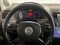 Volkswagen | Touran | 2.0-16V FSI Highline | 2004 | 283.301 km | 49PJJG | Logisch