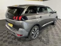 Peugeot | 5008 | 1.2 PureTech Blue Lease Premium | 2018 | 198.803 km | RN799L | Logisch