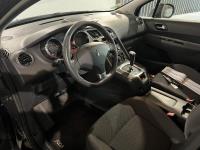 Peugeot | 5008 | 1.6 e-HDi Style 5p. | 2013 | 277.209 km | 4KGP98 | Logisch