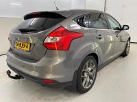Ford Focus 1.6 TI-VCT Titanium | 2011 | 190,908 km | 24RJD4 | NAP: Makes sense