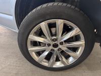 Volkswagen | Transporter | 2.0 TDI L2H1 DC Trendline | 2017 | 271.554 km | V463BH | Logisch