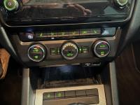 Skoda | Octavia | 1.2 TSI Greentech Ambition Businessline | 2015 | 284.200 km | GH343J | Logisch