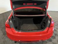 BMW | 3-serie | 320i Executive | 2012 | 195.419 km | 68XFG7 | Logisch